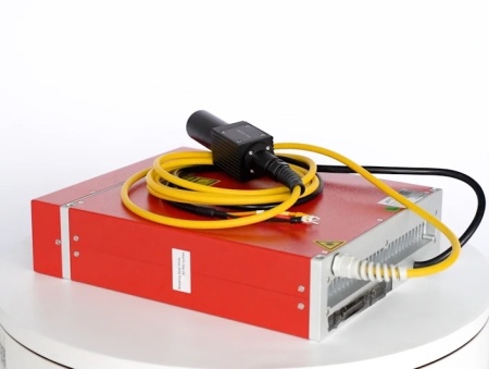 Картинка YDFLP-E-20-LP-S-R. Лазерный источник 20Вт JPT
